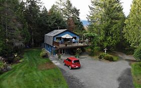 Beaver Hut Bed And Breakfast